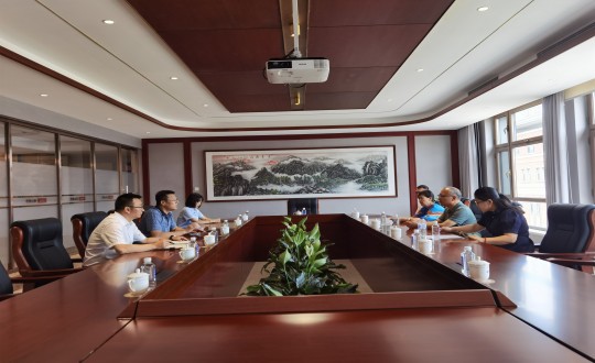 11.中国房地产协会养老产业委员会、吉林省房地产协会有关辅导对008PG国际·南山书院进行实地调查_副本.jpg